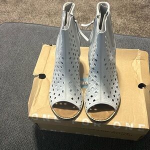 Majorca Peep Toe Boot Dove leather basket weave